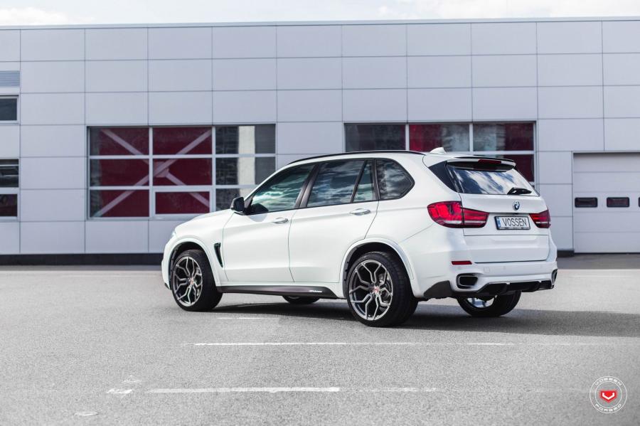  BMW X5 on Vossen Wheels (HC-3) 2017 года  (фото 6 из 22)